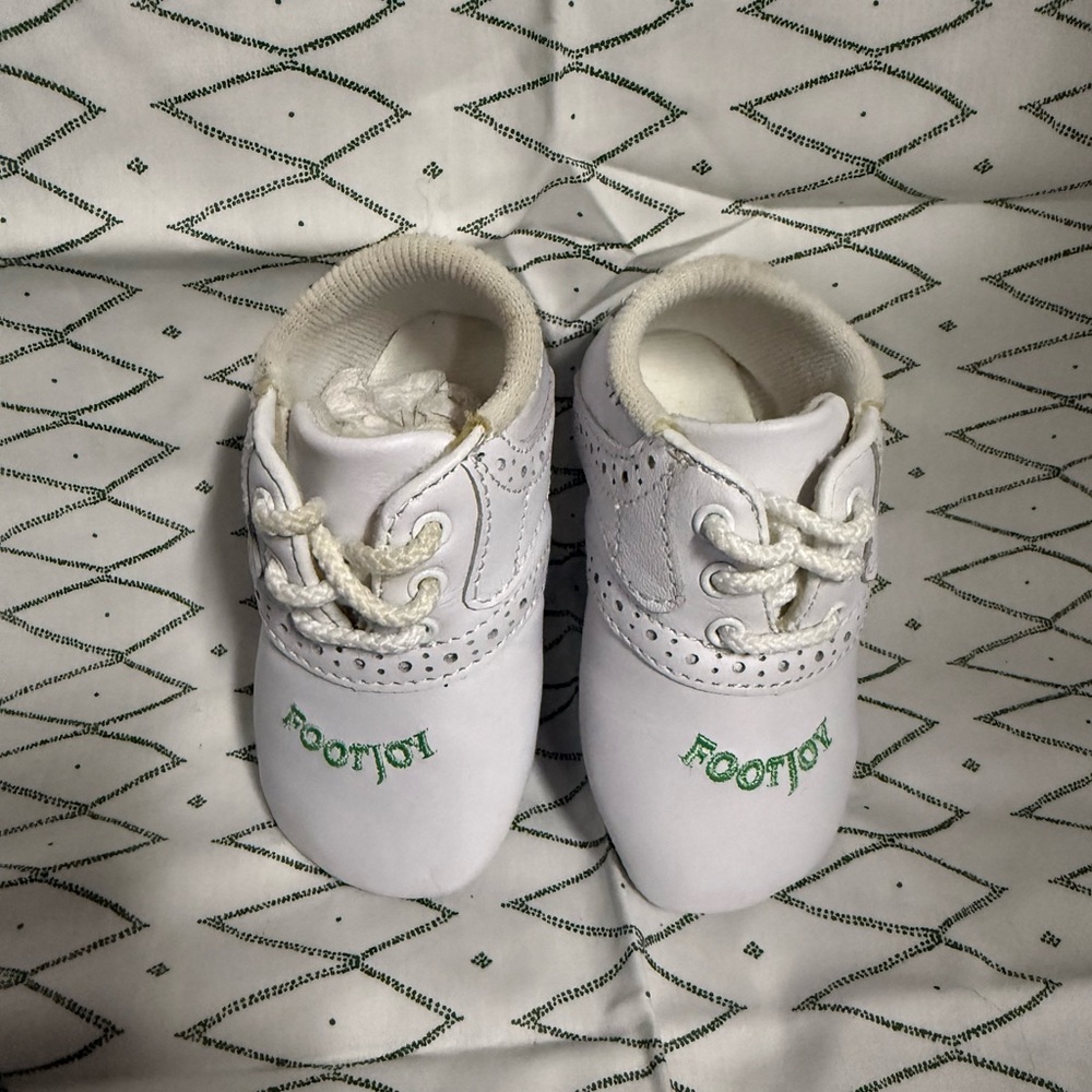 FootJoy White Baby Lace-Up Dress Shoes with Green Logo